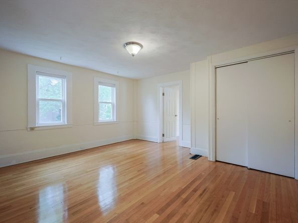 16-18 Beacon Pl, Melrose MA 02176
