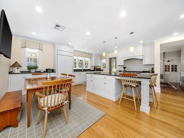 33 Fearing Rd, Hingham MA 02043