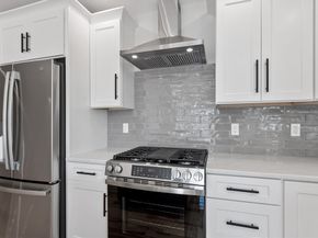 67 Essex St 2, Salem MA 01970