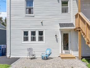 67 Essex St 2, Salem MA 01970
