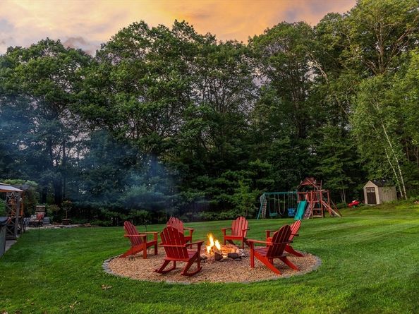 26 Bayns Hill, Boxford MA 01921