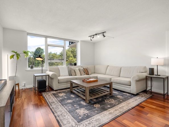 280 Boylston St 508, Newton MA 02467