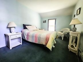 10 Karen Ave, Shrewsbury MA 01545