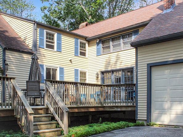 10 Karen Ave, Shrewsbury MA 01545