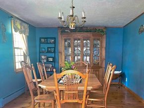10 Karen Ave, Shrewsbury MA 01545