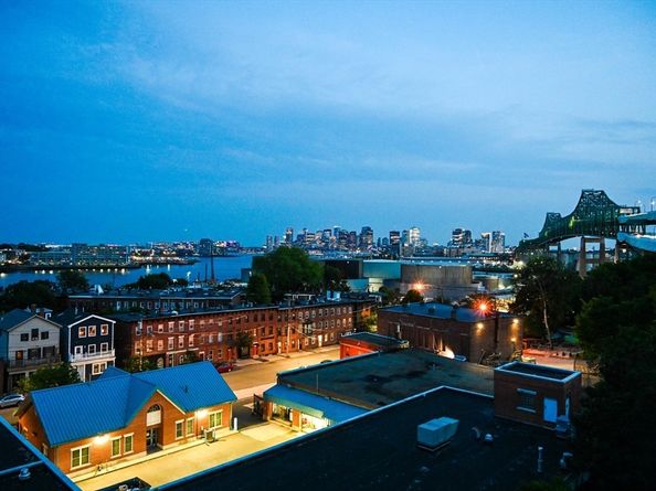 23 Chestnut St 5, Chelsea MA 02150