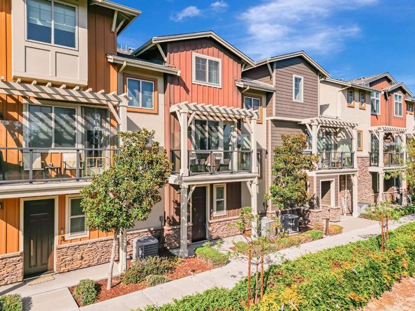 897 Tranquility Circle 12, Livermore CA 94551