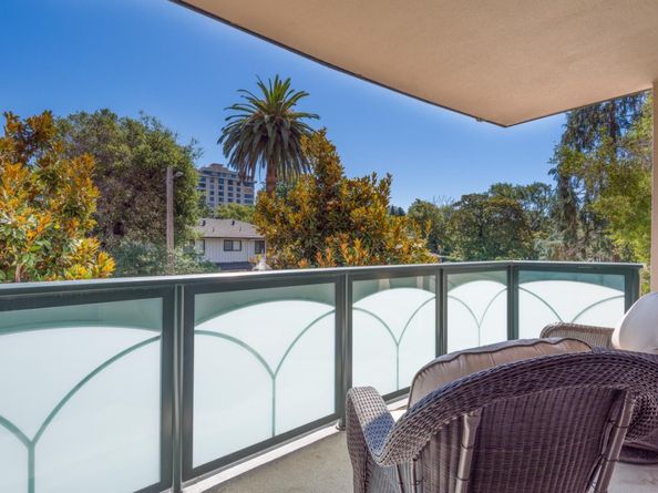 10 Crystal Springs Road 1206, San Mateo CA 94402