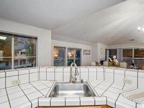 1612 Parkview Green Circle, San Jose CA 95131