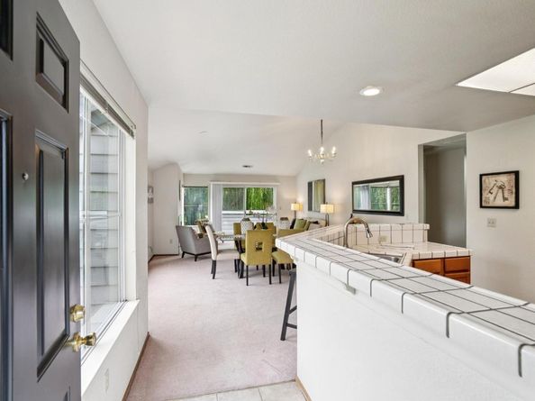 1612 Parkview Green Circle, San Jose CA 95131
