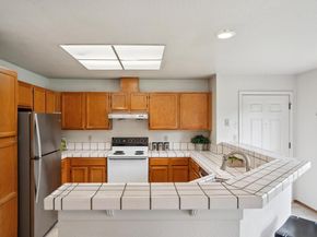 1612 Parkview Green Circle, San Jose CA 95131