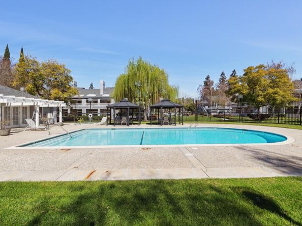 1612 Parkview Green Circle, San Jose CA 95131