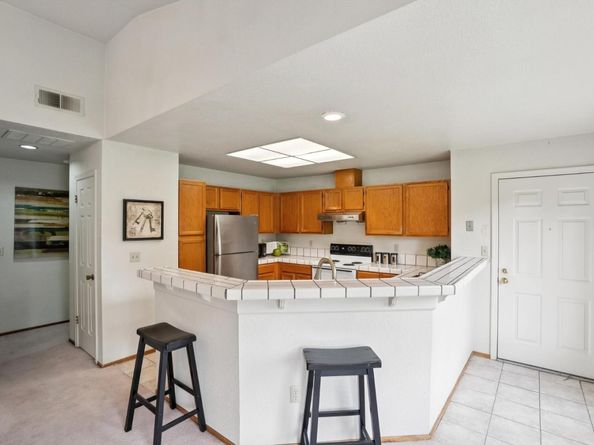 1612 Parkview Green Circle, San Jose CA 95131