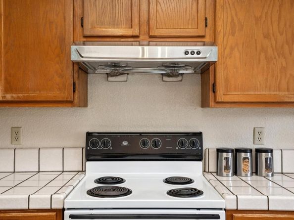 1612 Parkview Green Circle, San Jose CA 95131