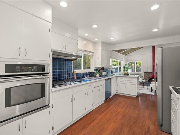 12272 Windsor Court, Los Altos Hills CA 94022