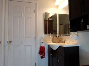 2701 Lone Bluff Way 18, San Jose CA 95111