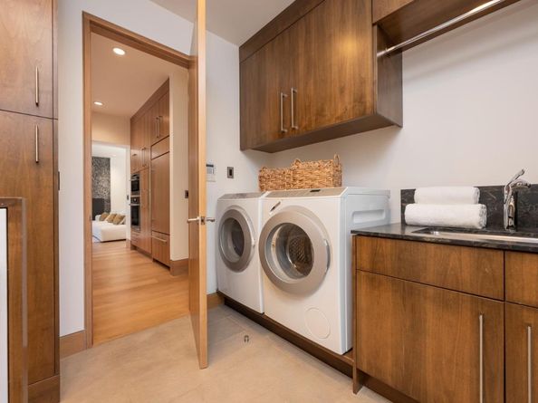 94 YALE Road, Menlo Park CA 94025