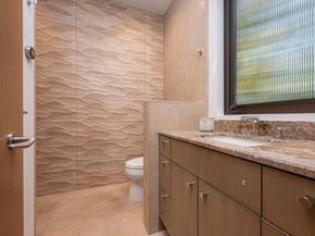 94 YALE Road, Menlo Park CA 94025