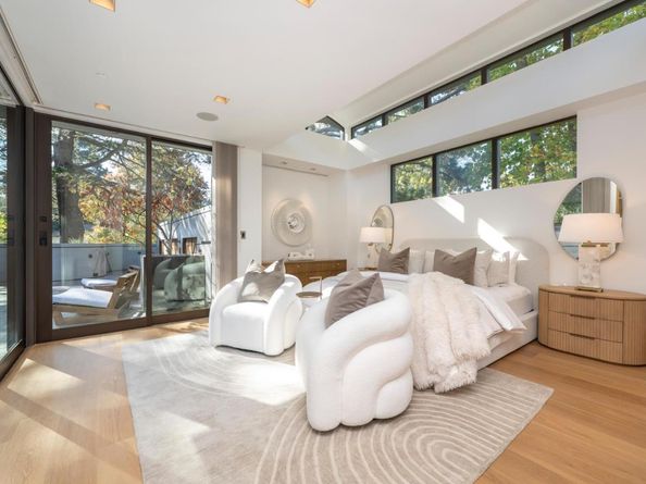 94 YALE Road, Menlo Park CA 94025