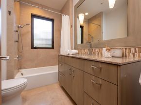 94 YALE Road, Menlo Park CA 94025