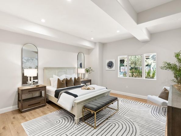 200 Sheridan Avenue 305, Palo Alto CA 94306