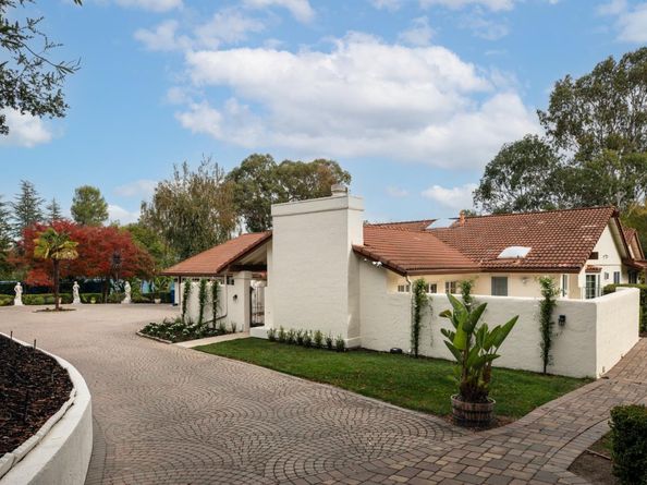 11637 Rebecca Lane, Los Altos Hills CA 94024