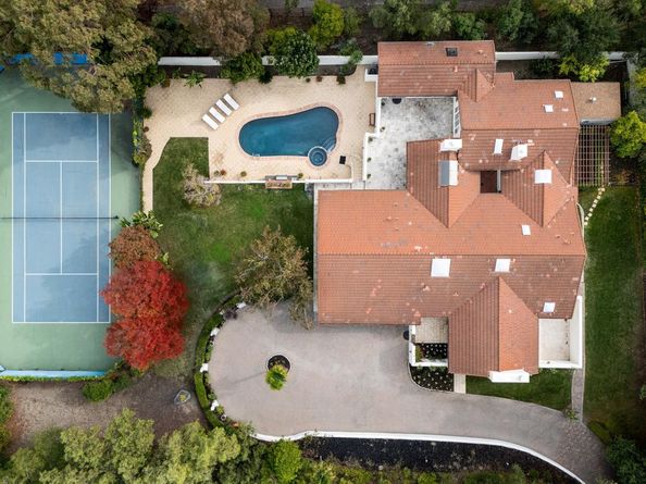 11637 Rebecca Lane, Los Altos Hills CA 94024