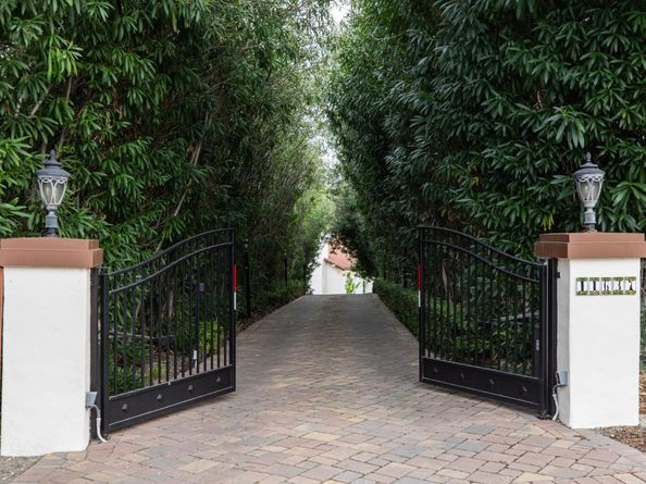 11637 Rebecca Lane, Los Altos Hills CA 94024