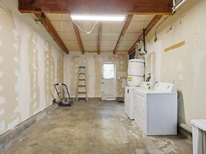 10081 Endfield Way, San Jose CA 95127