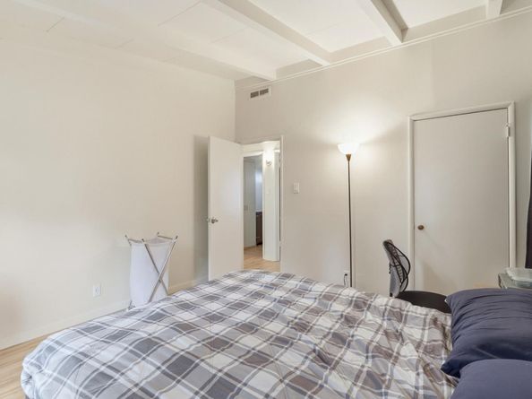 10081 Endfield Way, San Jose CA 95127