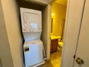4685 Albany Circle 151, San Jose CA 95129
