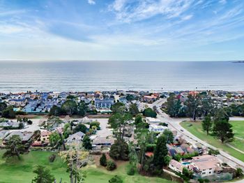135 Seabreeze Place