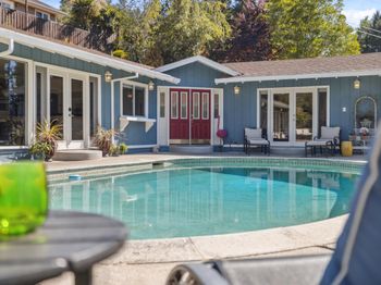 112 Alto Sol Court