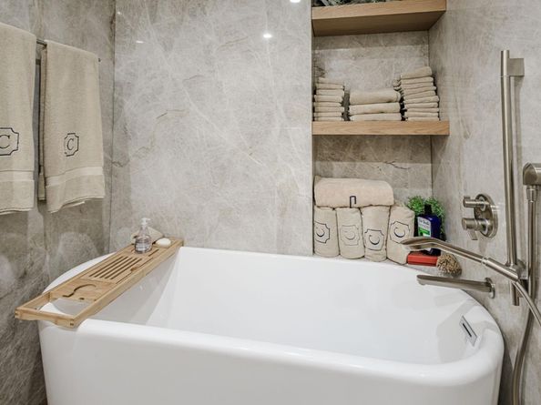 20 W 3rd Avenue 202, San Mateo CA 94402