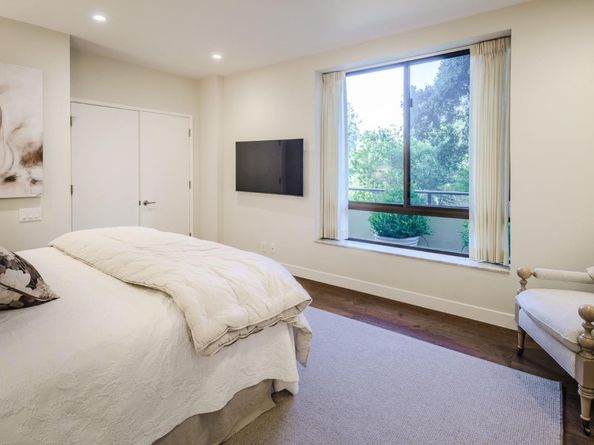 20 W 3rd Avenue 202, San Mateo CA 94402