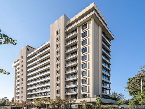 20 W 3rd Avenue 202, San Mateo CA 94402