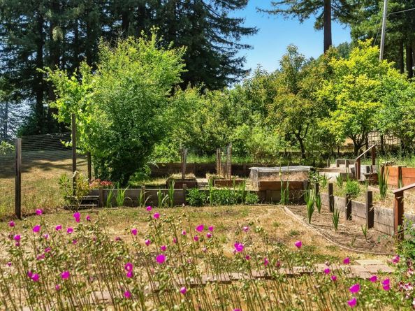 132 Pax Place Court, Aptos CA 95003