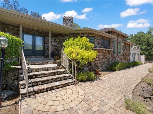 12911 Atherton Court, Los Altos Hills CA 94022