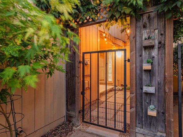 2121 Darnis Circle, Morgan Hill CA 95037