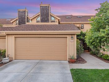 2121 Darnis Circle