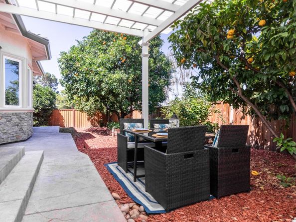 1258 S Stelling Road, Cupertino CA 95014