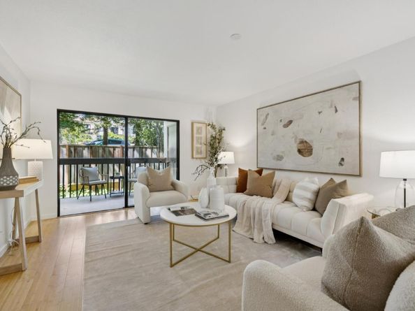 226 W Edith Avenue 13, Los Altos CA 94022