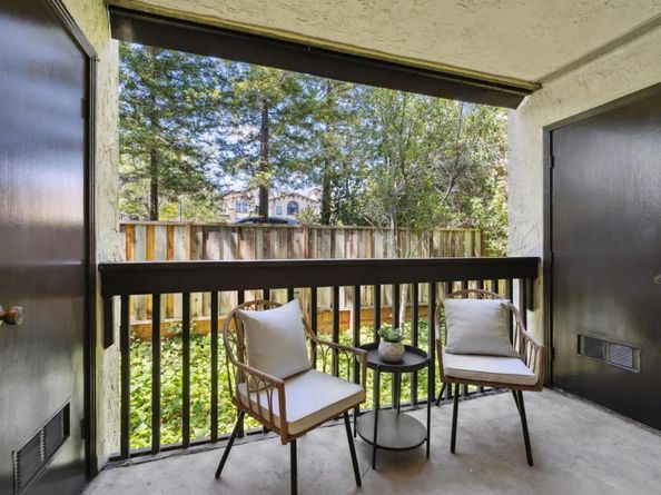 226 W Edith Avenue 13, Los Altos CA 94022