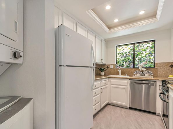 999 W Evelyn Terrace 54, Sunnyvale CA 94086