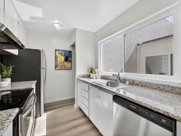 1919 Alameda De Las Pulgas 38, San Mateo CA 94403