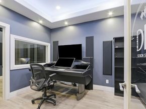 600 Price Drive, Morgan Hill CA 95037