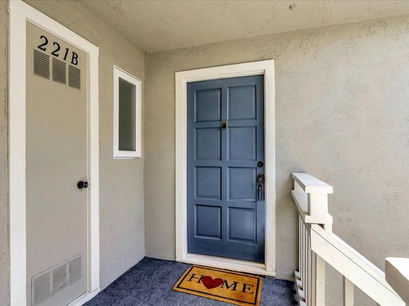 221 Kiely Boulevard B, Santa Clara CA 95051