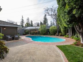 260 Trianon Way, Los Altos CA 94022