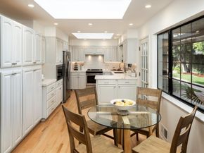 260 Trianon Way, Los Altos CA 94022