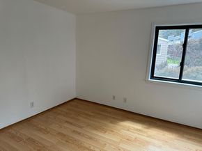 808 Red Leaf Court, San Francisco CA 94134